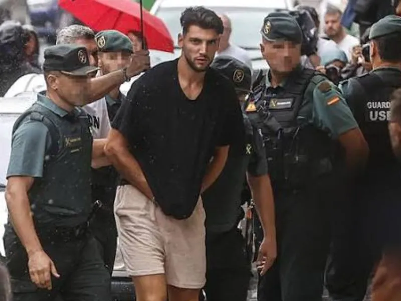 El futbolista Rafa Mir|Foto: Europa Press/Rober Solsona