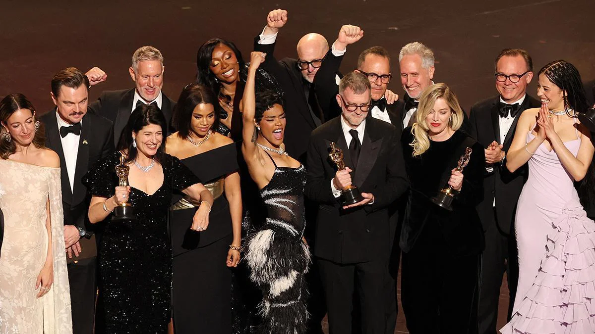 'Una batalla tras otra' gana el premio a la mejor película en la 98ª edición de los Oscar | Foto: Patrick T. Fallon/AFP