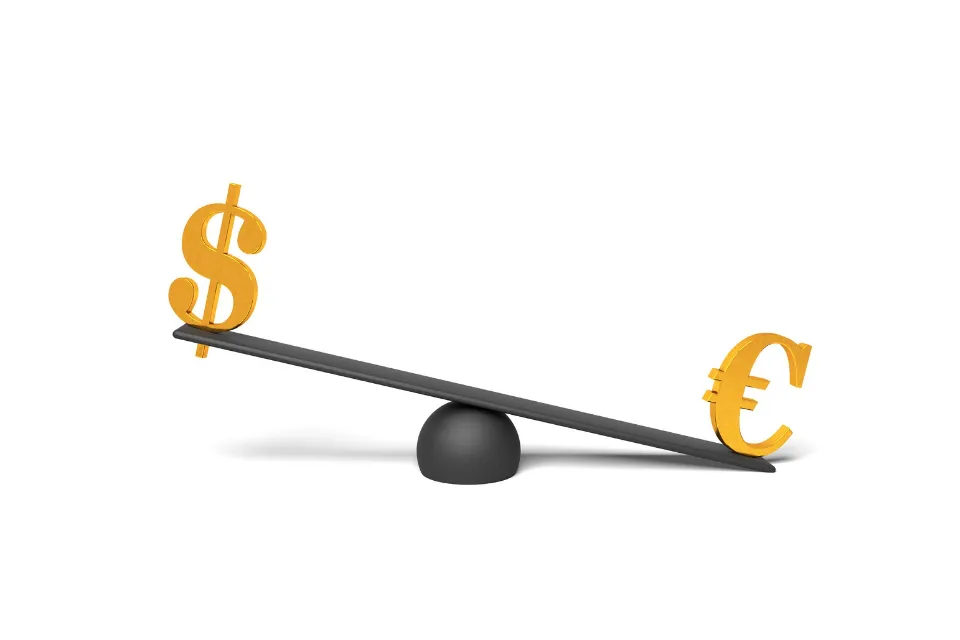 El euro se debilita ante el dólar tras la tregua entre EEUU y China El petróleo sube y el euro se debilita ante el dólar tras la tregua entre EEUU y China