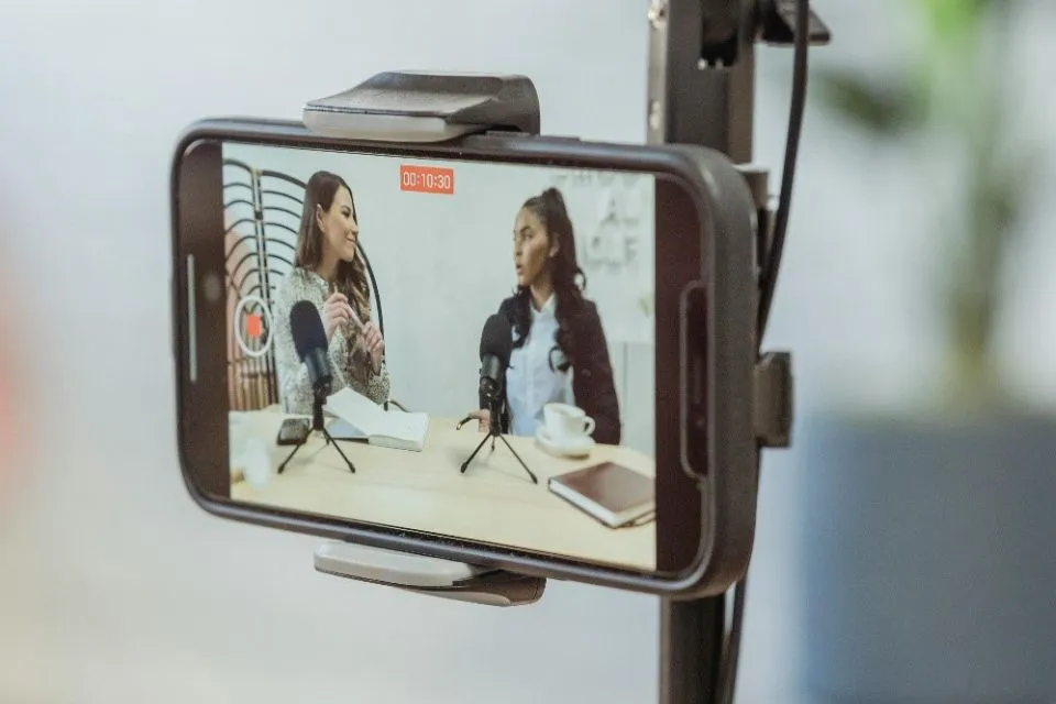 redes sociales likes 2