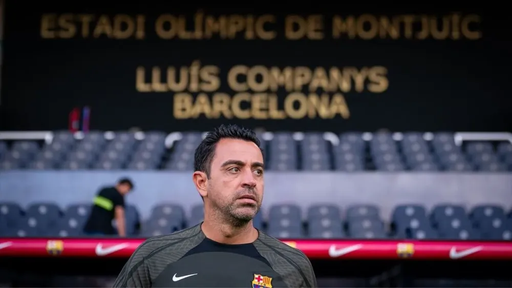 Fin de la novela, Xavi sigue en el Barcelona1