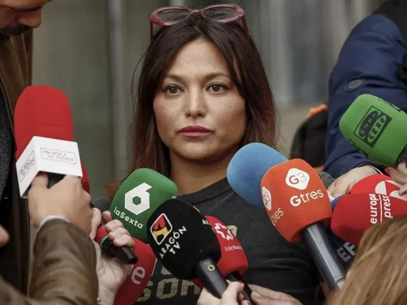 elisa-mouliaa-denuncia-errejon-retirada-acusacion-juzgados|Foto: EFE/Daniel González