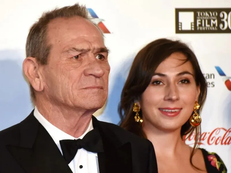 muerte-victoria-jones-hija-tommy-lee-jones-causa-forense|Foto: AFP via Getty Images La Oficina Forense de San Francisco confirma que Victoria Jones, hija de Tommy Lee Jones, falleció por sobredosis accidental de cocaína

