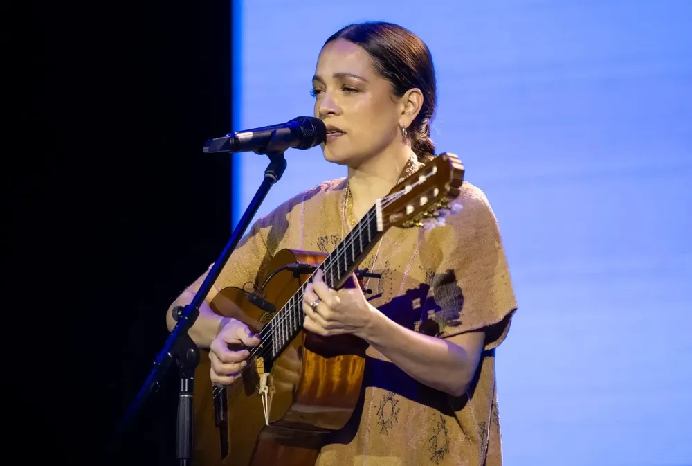 La cantante mexicana Natalia Lafourcade - Premios Nobel de la Paz