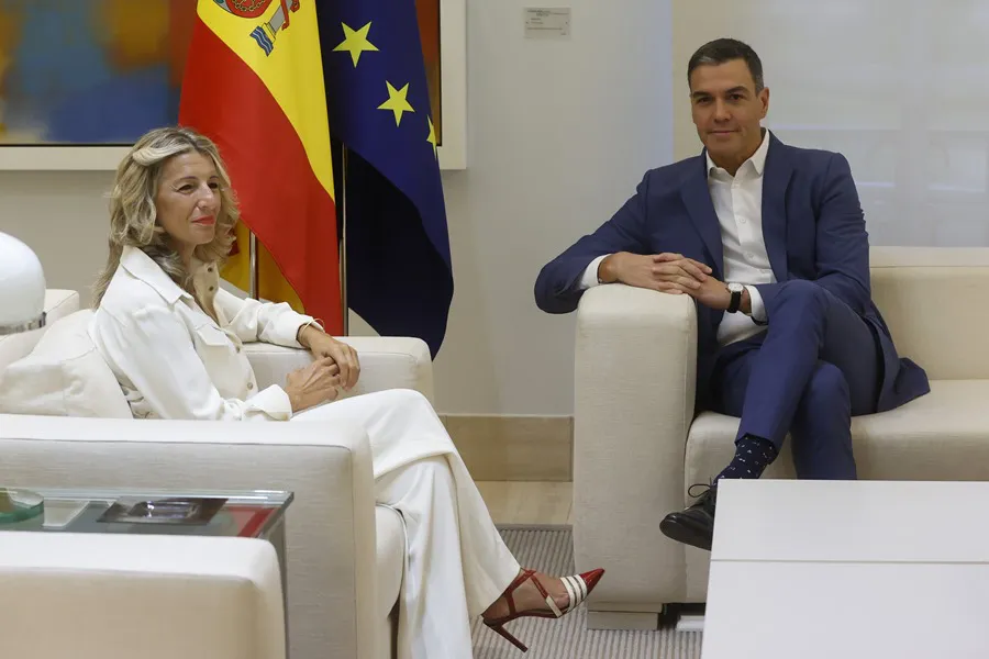 El presidente del Gobierno, Pedro Sánchez, y la ministra de Trabajo, Yolanda Díaz|Foto: EFE/Juan Carlos Hidalgo