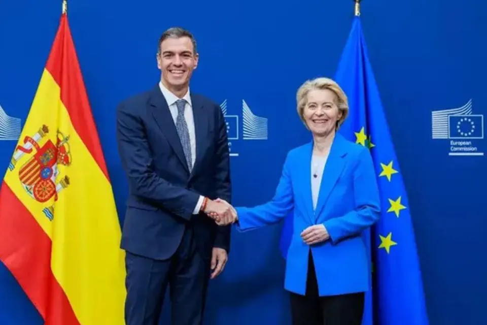 Pedro Sánchez y Ursula von der Leyen|Foto: Europa Press/Presidencia del Gobierno Sánchez pide a Von der Leyen aumentar la presión sobre Israel 

