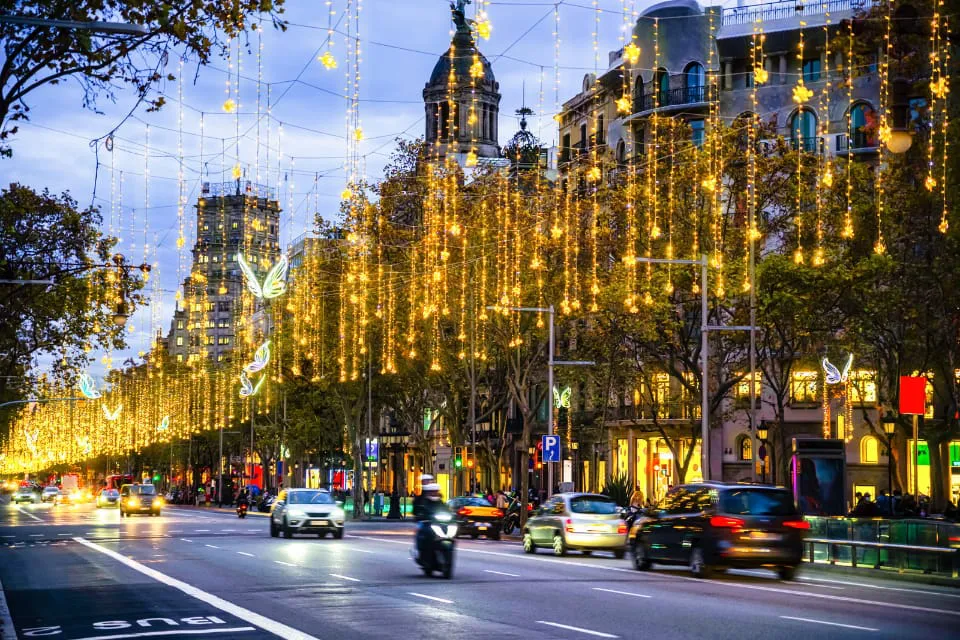 Barcelona - paseo de Gràcia - Navidad - encendido de luces